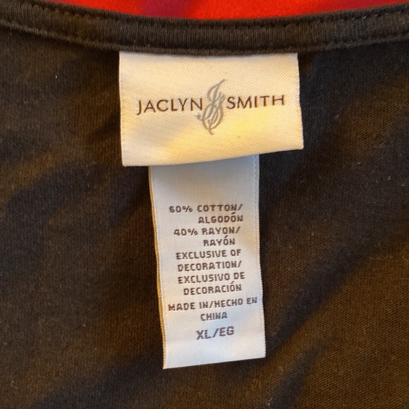 Sleeveless Black Top with Sequins around the V/Neck Line XL NWT - Picture 5 of 6